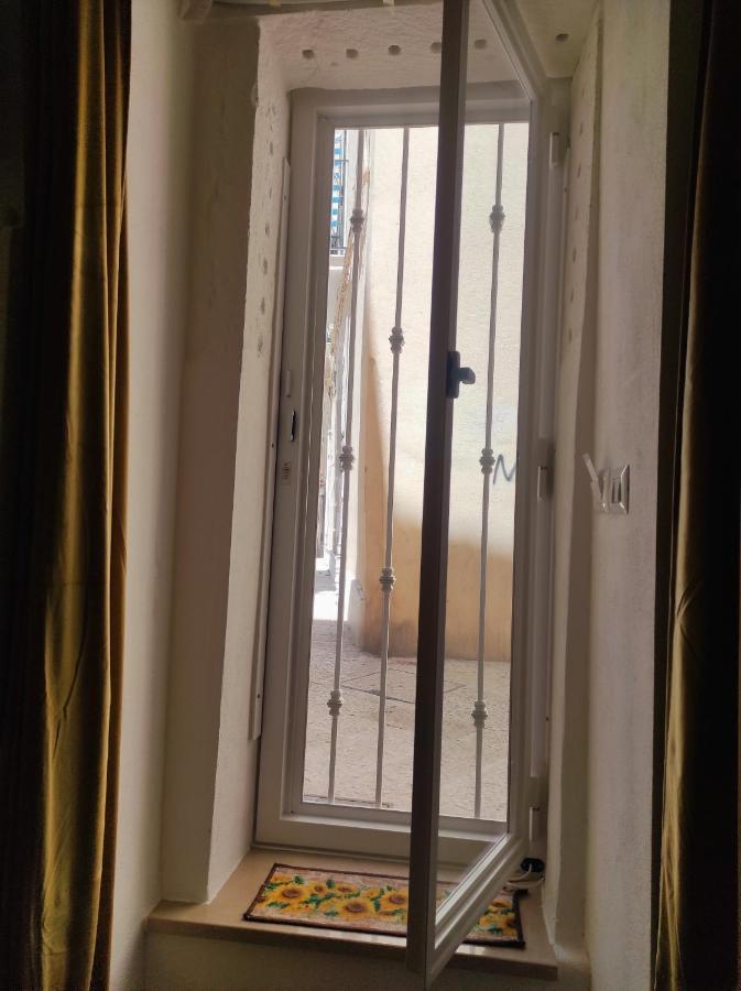 Dimora San Nicola Apartment Bari Exterior photo